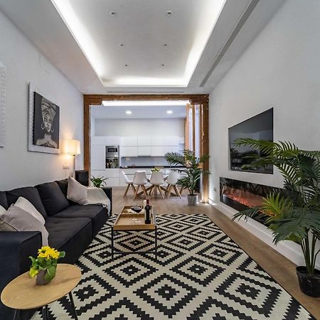 Exclusive Luxury Apartment In Central Madrid Exterior photo